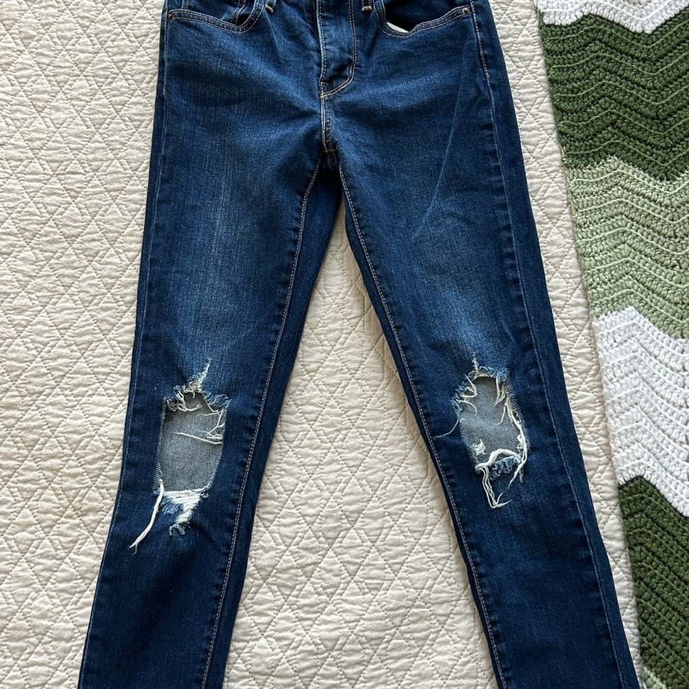 Levi High rise skinny